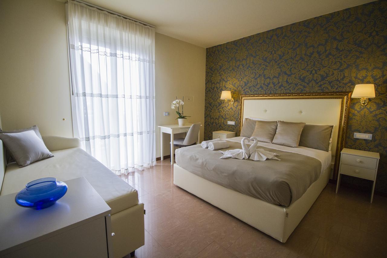 Hotel Lady Mary Milano Marittima Extérieur photo